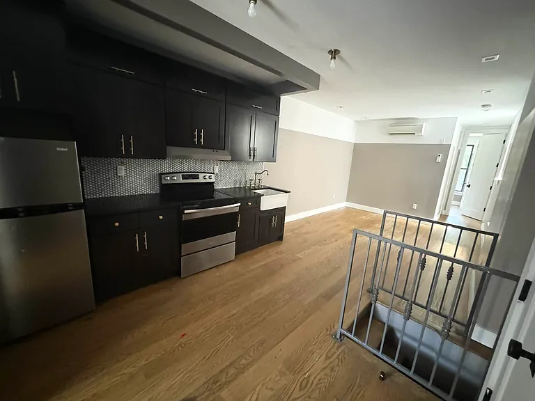 3415 9th St #1 — Photo 3