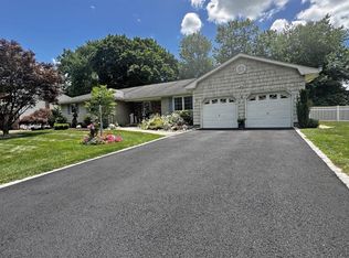 4 Putnam Rd, East Brunswick, NJ 08816