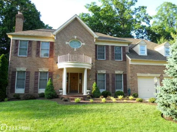 8021 Lions Crest Way, Gaithersburg, MD 20879