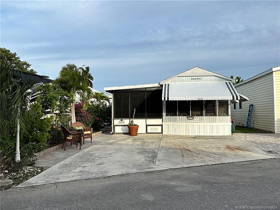 1st image of 542 Nettles Blvd