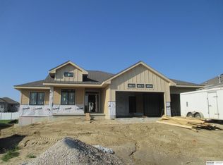 21821 I St, Elkhorn, NE 68022