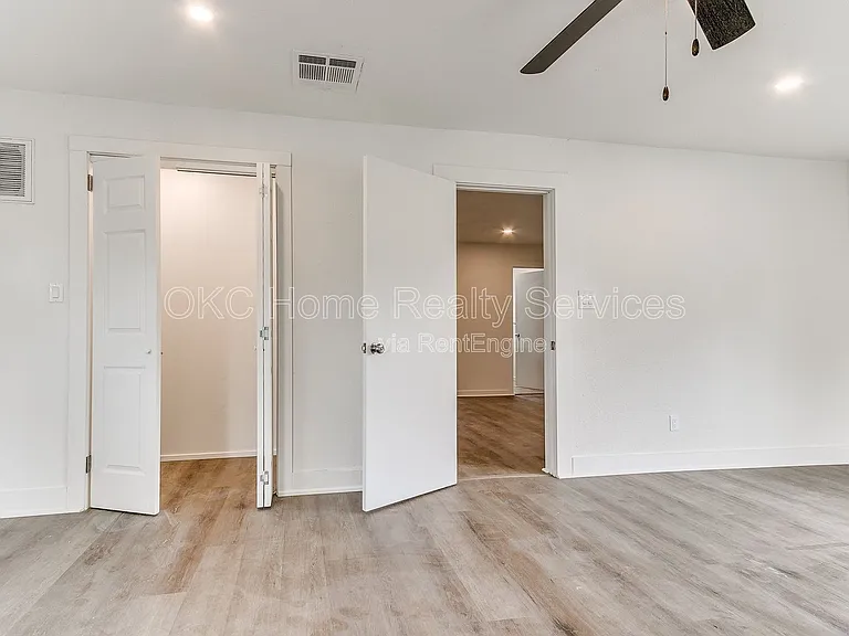 1812 W Noble Ave — Photo 44