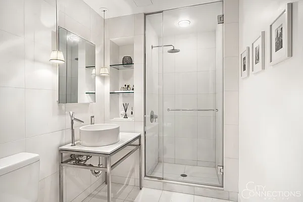 Sold by City Connections Realty | media 15