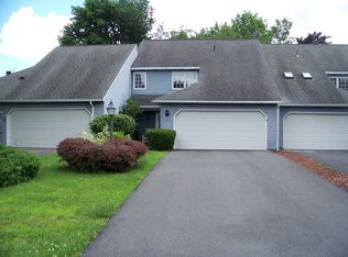 44 Carrie Ct, Niskayuna, NY 12309