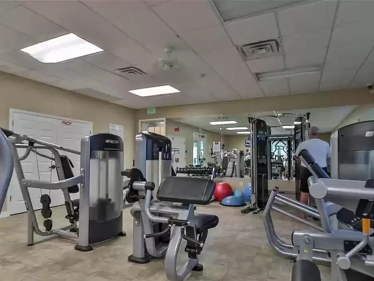 clubhouse fitness equipment