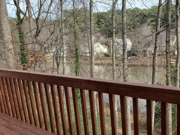 217 Riverwalk Cir, Cary, NC 27511