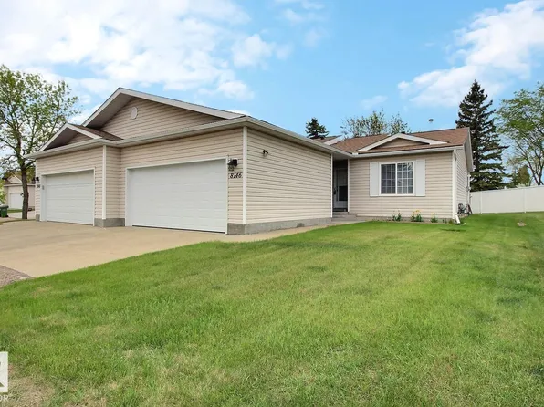 8146 27th Ave NW, Edmonton, AB T6K 4C9