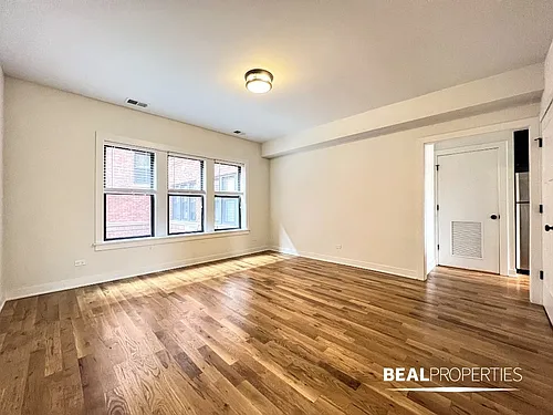 2207 W Eastwood Ave #1S Photo 1