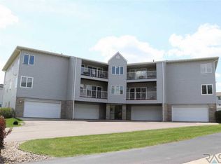 4609 S Oxbow Ave APT 302, Sioux Falls, SD 57106