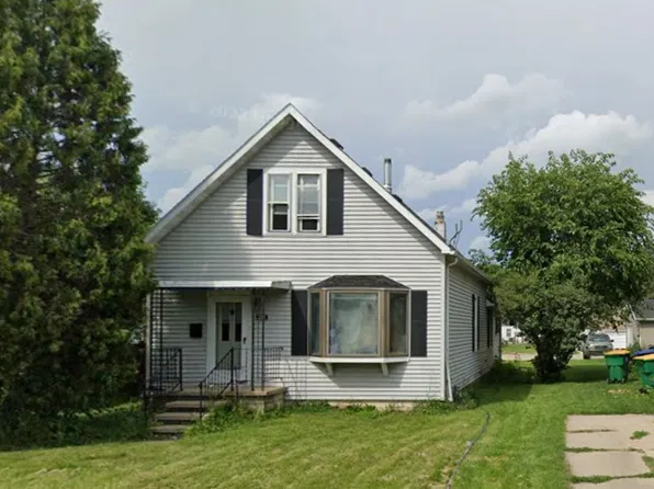1369 Klaus St, Green Bay, WI 54302