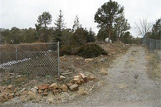 2nd image of 19 Gutierrez Canyon Rd