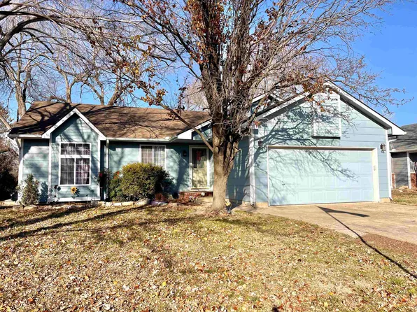 606 W Deerfield Cir, Valley Center, KS 67147