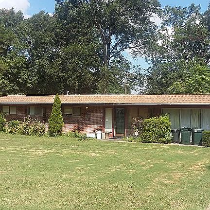 2nd image of 1006 North Dr