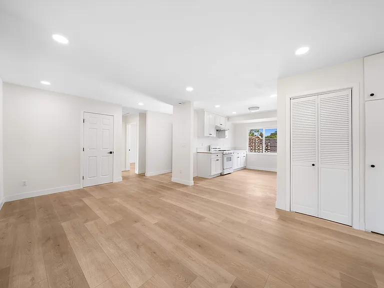 10148 Felipe Ave — Photo 29