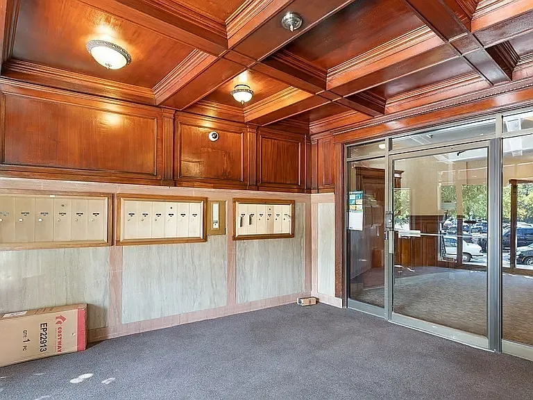15 Park Dr #7 — Photo 12