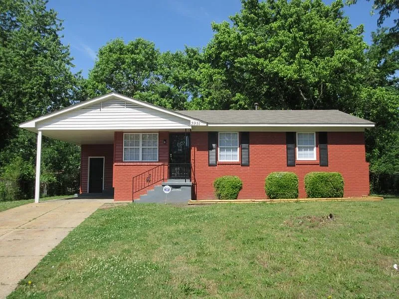 3951 Hammett Dr