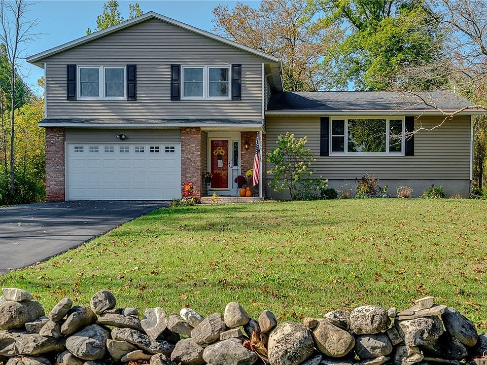 1st image of 4888 Canterbury Dr