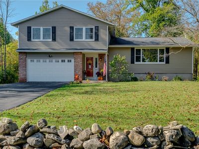 4888 Canterbury Dr, Manlius, NY, 13104