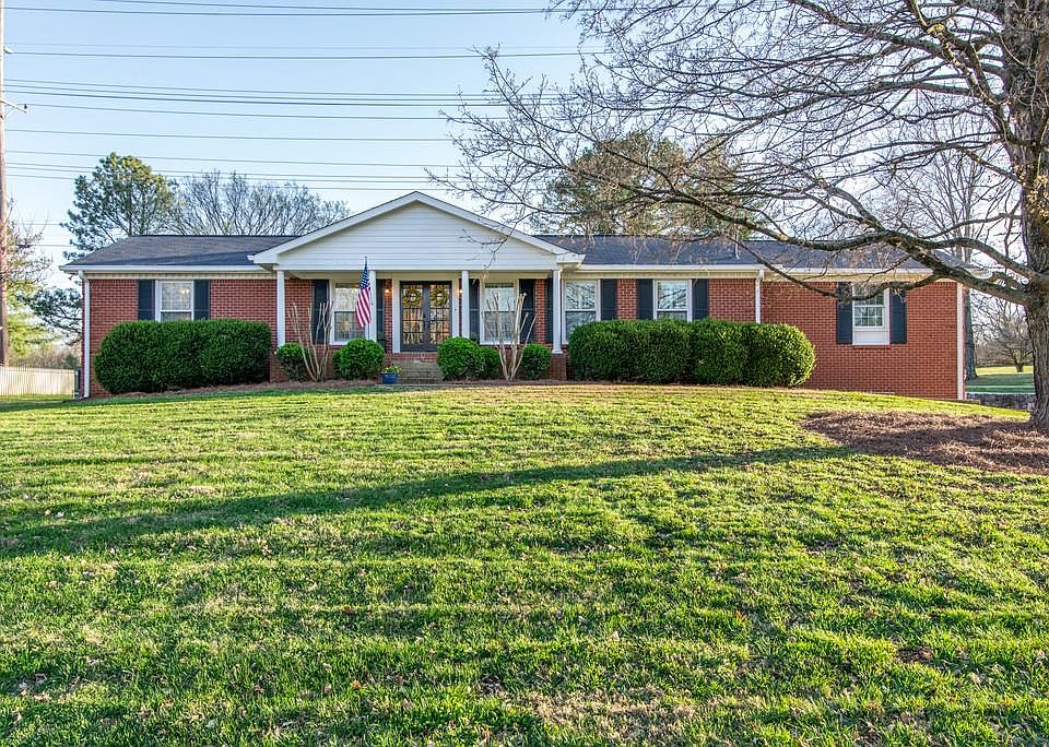1st image of 527 Brentview Hills Dr