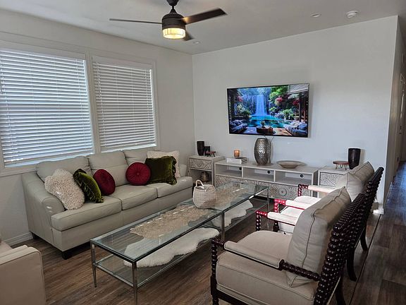 4th image of 2420 Palm Ave Space 30