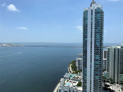 1155 Brickell Bay Dr #Penthouse 105 Photo 1