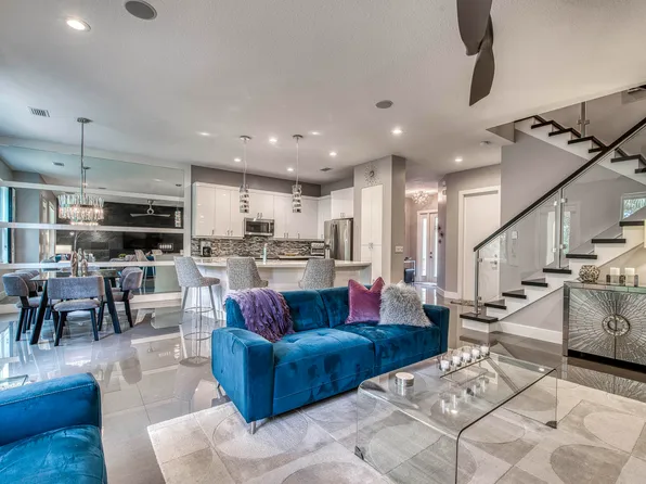 1116 Piccadilly Street, Palm Beach Gardens, FL 33418