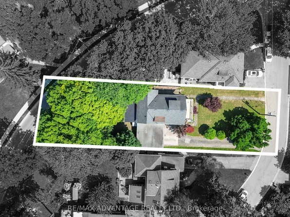 4 Farley Pl, Saint Thomas, ON N5R 3E5
