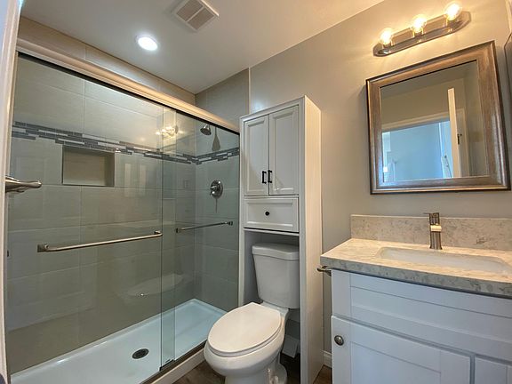 Bathroom with tub/shower combo