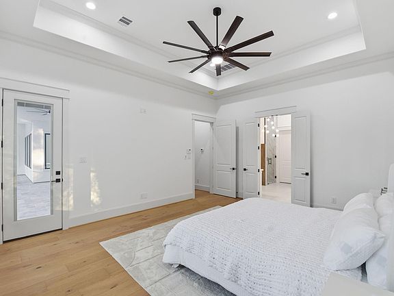 4th image of 6112 Cypresswood Dr