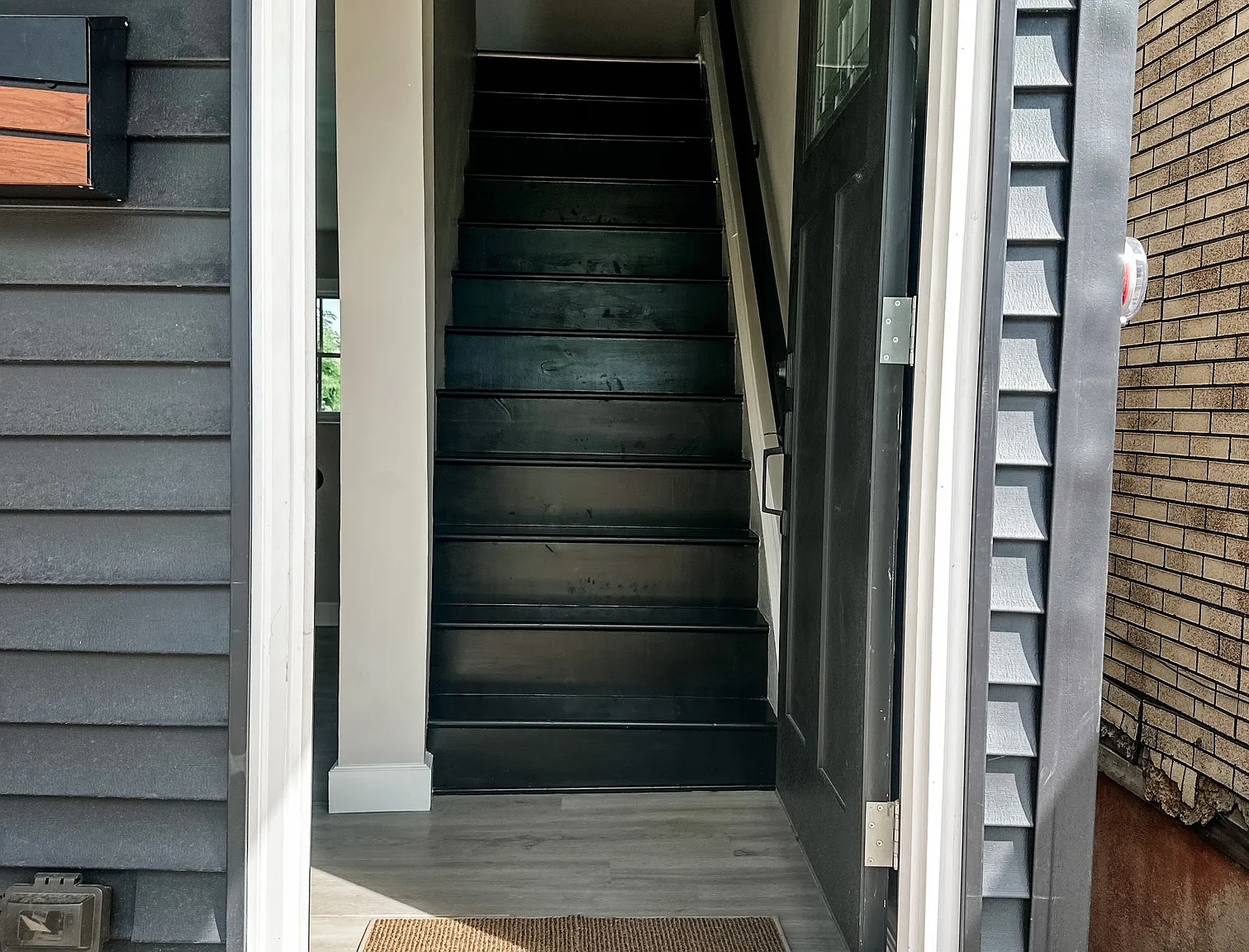 2 bed, 1166 sqft, $3,100 — Photo 2