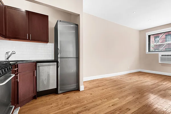 Rented by Cooper & Cooper Real Estate | media 12