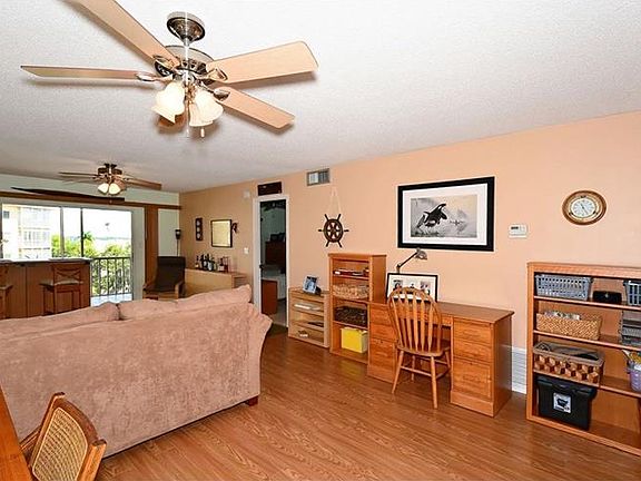 4th image of 1600 1st Ave W APT 404A