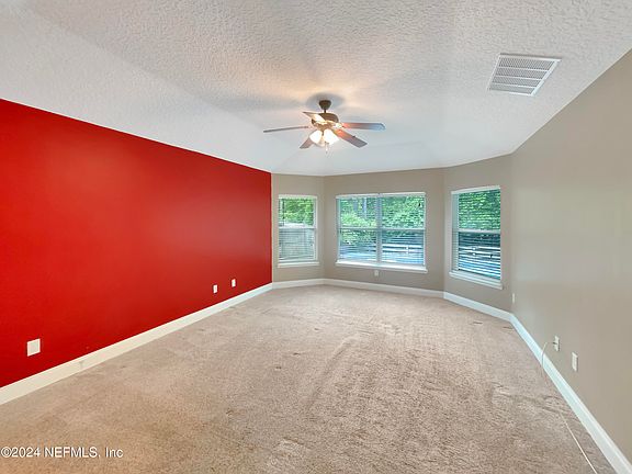 5th image of 381 W NEW ENGLAND Drive