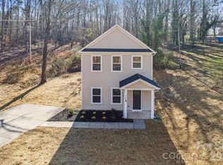 709 Hillsdale Dr, Cherryville, NC 28021