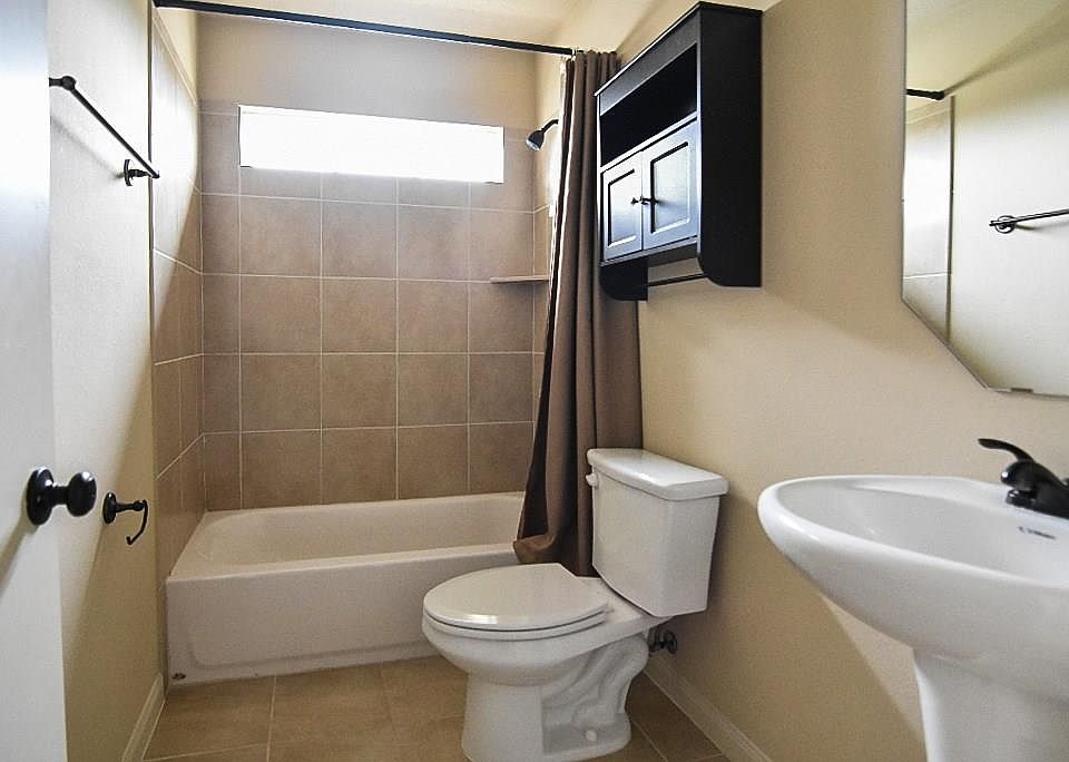 1st image of 12982 Corona Ct