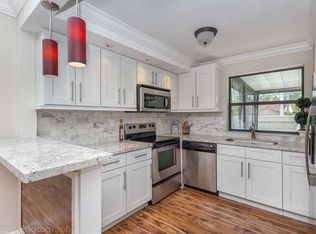 11304 SW 71st Ln, Miami, FL 33173