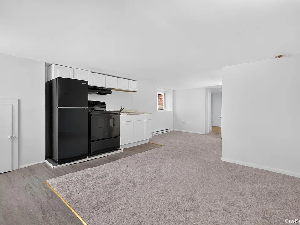 54 Gifford Ave #1