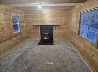 12 Blood Rd, Newport, NH 03773