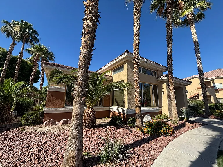 1050 E Cactus Ave #1082 — Photo 32