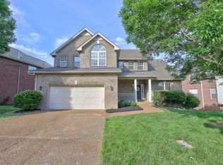 6733 Sugar Hill Dr, Nashville, TN 37211