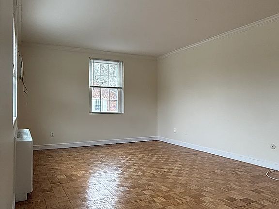 4th image of 121 Worthen Rd #21
