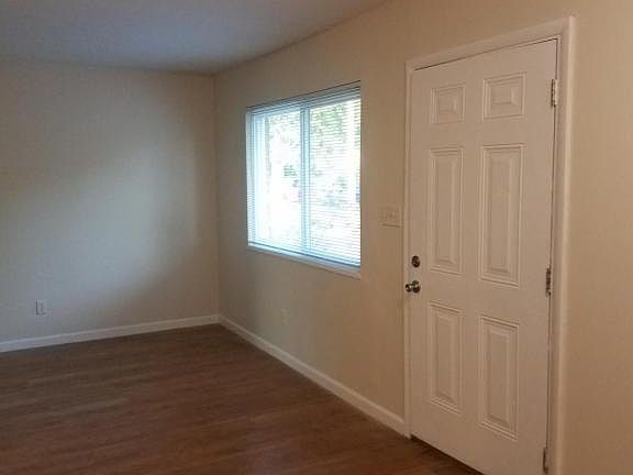 4th image of 2854 Joyce Ave APT B