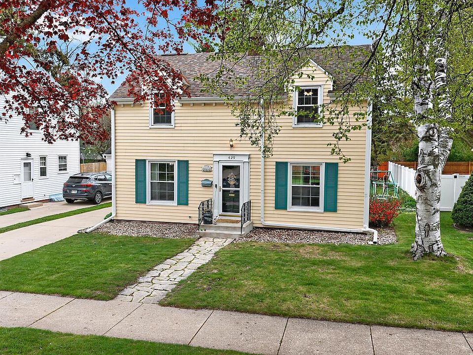1st image of 429 Shoreland DRIVE