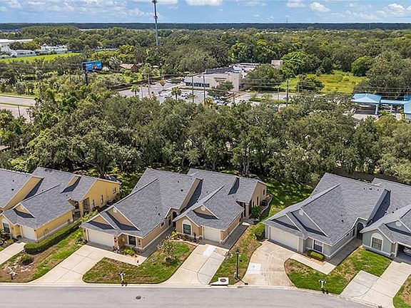 3rd image of 3633 MUIRFIELD COURT