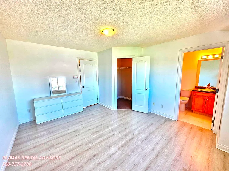 12050 17th Ave SW #114 — Photo 8
