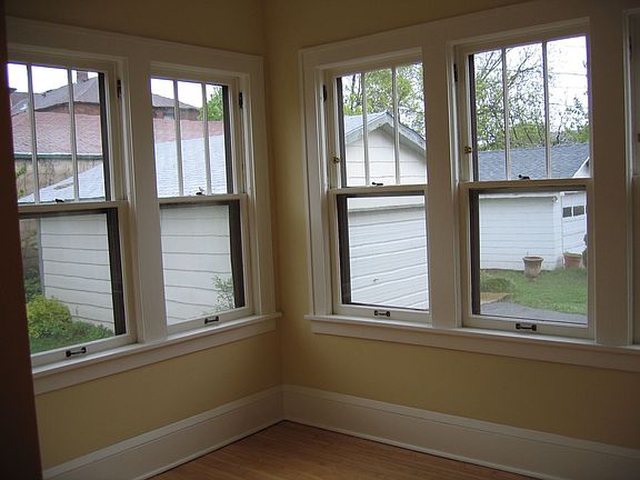 Back bedroom/sunroom