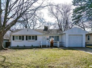 222 W Wynnwood Dr, Peoria, IL 61614