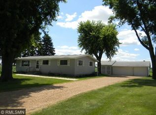2210 Yale Ave, Mayer, MN 55360