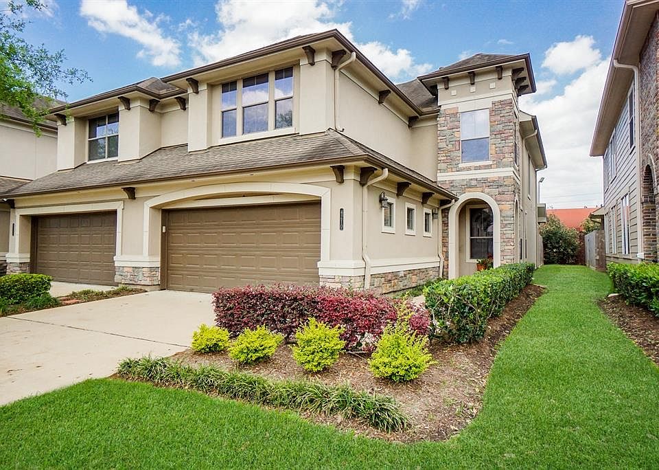 1st image of 4210 Stonebridge Dr