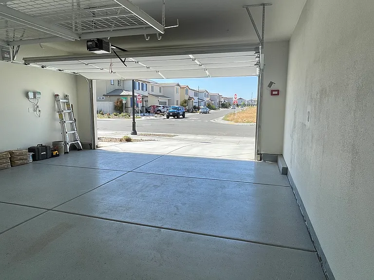 5032 Grasscreek Dr — Photo 25